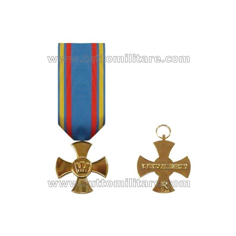 Croce Oro al Merito dell'Esercito