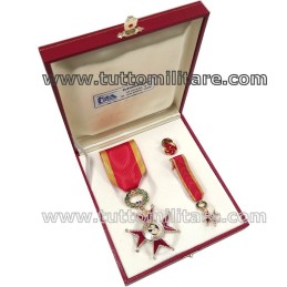 Set Cavaliere Ordine San Gregorio Magno: astuccio con croce grande + miniatura + rosetta seta